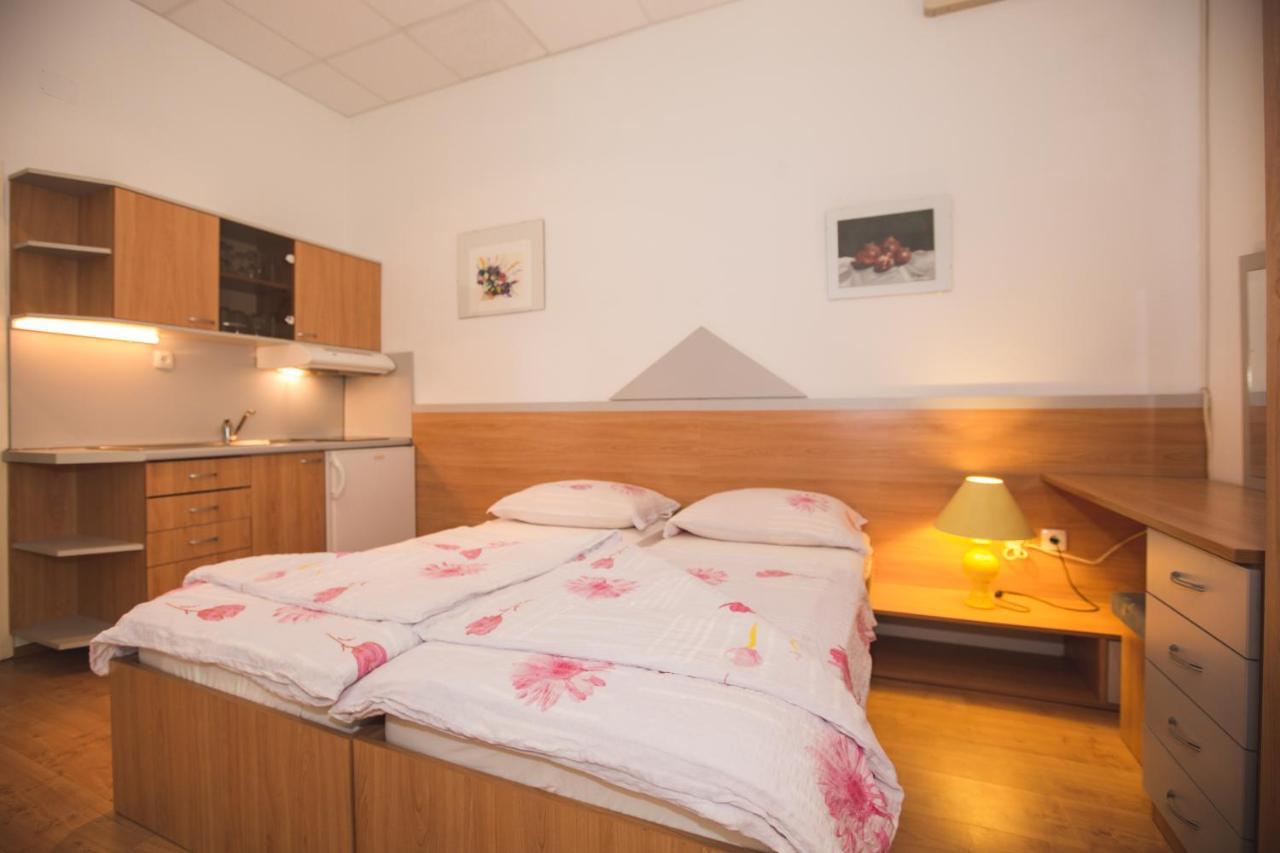 Apartmani Nada & Darko, Kampor, Rab, Hrvatska Экстерьер фото