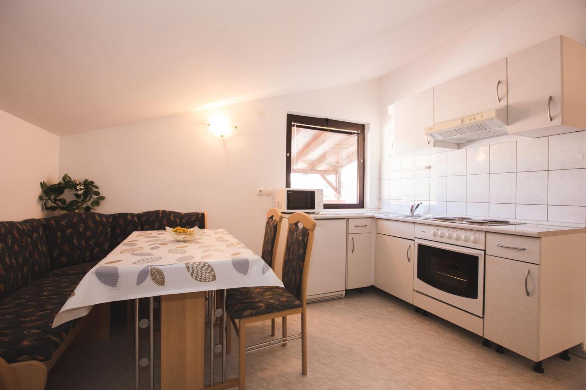Apartmani Nada & Darko, Kampor, Rab, Hrvatska Экстерьер фото
